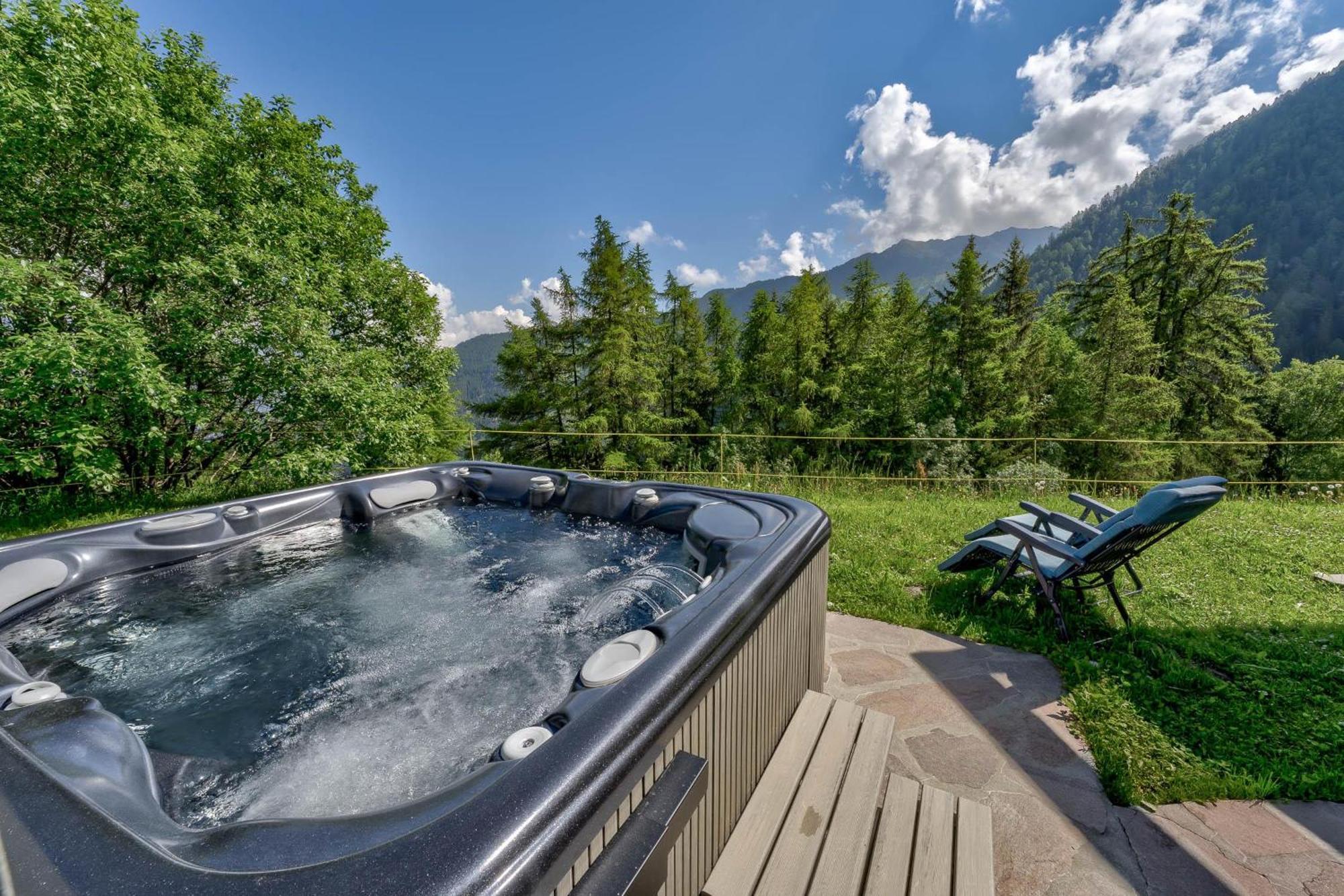 Chalet Flocon De Neige - Jacuzzi - Sauna La Tzoumaz Exterior photo
